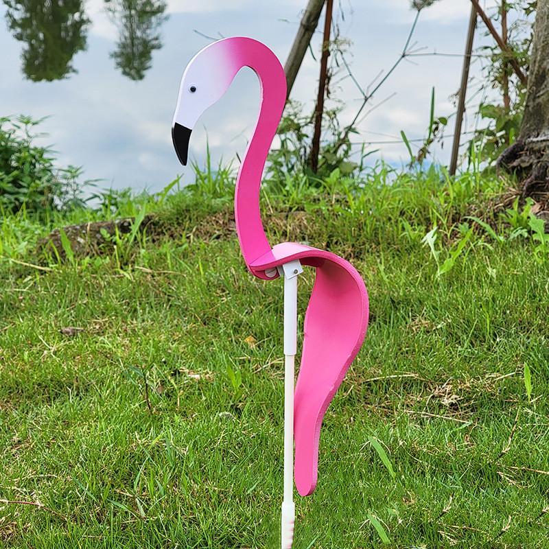 garden wind flamingo